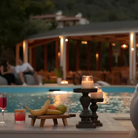 Hotel Avaton Garden, Philian And *