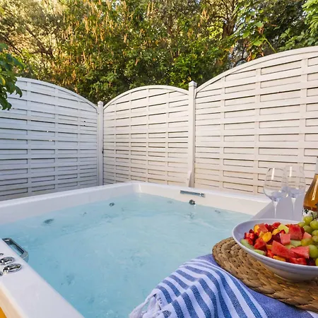 Avaton Garden, Philian And Hotel Skiathos