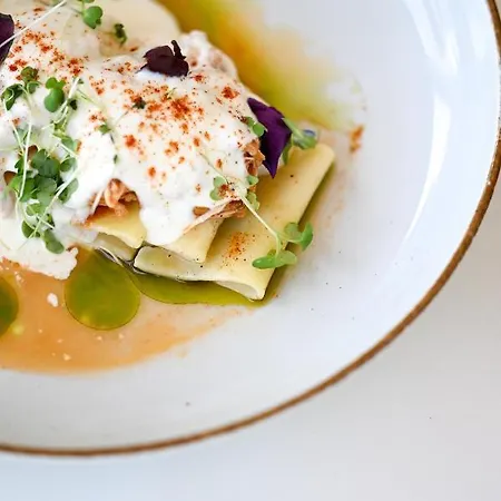 Avaton Garden, Philian And