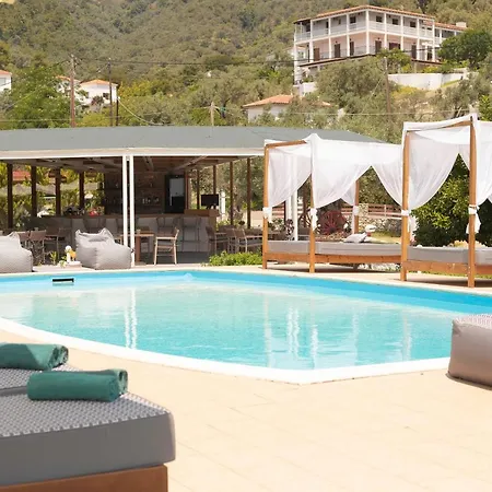 Hotel Avaton Garden, Philian And