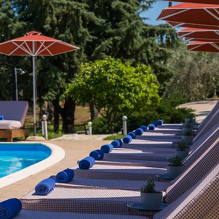 Avaton Garden, Philian And Hotel